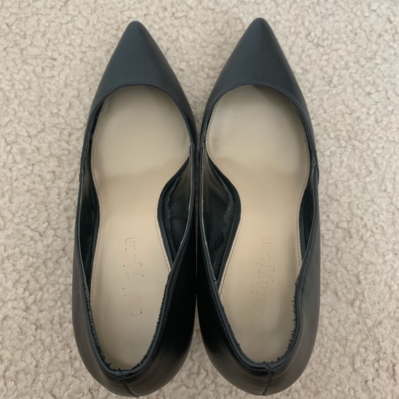 Cathy Jean Black Leather Pointed Heels - Picture 6 of 8